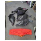 Five assorted turkey decoys and tote bag