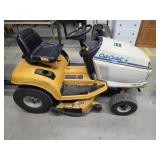 Cub Cadet 2000 Series HDS 2135 riding lawn m