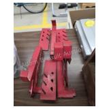 Two pairs steel roof jacks
