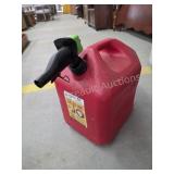 Midwest Can 5 gallon plastic gas can