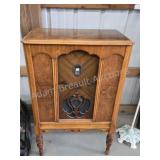 Vintage antique Collier floor radio
