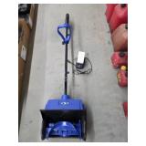 Sun Joe 24 volt cordless snow thrower, comes with