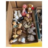 Box lot animal figurines