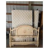 Modern decorative wooden queen size bed set,