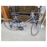 Vintage Huffy 512ST women's 10-speed bicycle