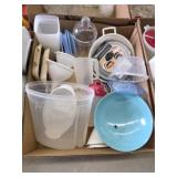Box lot miscellaneous kitchen Wares