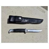 Buck 102 Fixed Blade Hunting Knife with Sheath