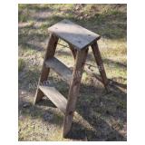 Vintage 2 ft folding step ladder