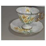 Maren Daft CIL Daffodil Lusterware Teacup