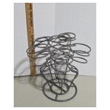 Decorative metal 6 bottle wine bottle rack