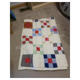 Vintage handmade full/queen size block quilt