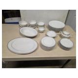 Vintage Thun Bohemia Greece Key China 35pc