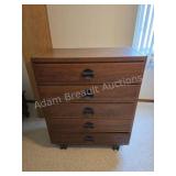 Vintage Kroehler Mid-Century Oak Five Drawer