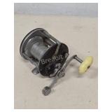 Vintage Penn Peer No. 209 Level Wind Fishing