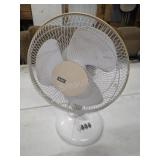 SMC OSCILLATING TABLE FAN MODEL TP121A SMC