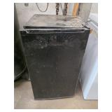 Hisense mini fridge