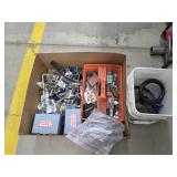 Box lot - miscellaneous hardware and chains