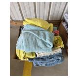 Box lot miscellaneous towels