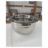 Set of four OGGI Corp stainless steel nesting
