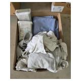 Box lot miscellaneous linens / towels