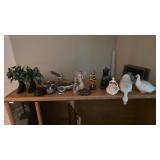 BOX LOT ASSORTED HOME DECOR