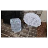 2 DECORATIVE INSPIRATIONAL GARDEN STONES