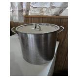 STAINLESS STEEL STOCK POT & LID