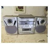 EMERSON CD/CASSETTE/AM-FM STEREO SYSTEM
