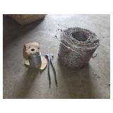 BARB WIRE, ELECTRIC WIRE AND FENCING PLIERS