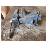 VINTAGE CRAFTSMAN HEAVY DUTY 4 1/2 IN BENCH VISE