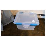 STERILITE 32 QUART STORAGE TOTE