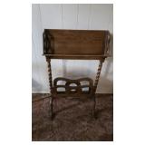 VINTAGE OAK DISPLAY STORAGE RACK
