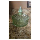 VINTAGE GREEN DEPRESSION COVERED DISH