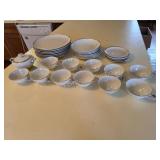 HARMONY HOUSE MODERN FINE CHINA PARTIAL SET 31