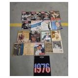 Assorted vintage magazines and calendar
