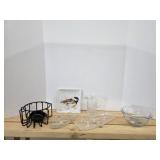 Box lot miscellaneous kitchen and housewares
