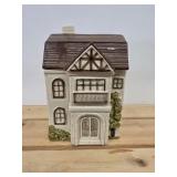 vintage Otagiri ceramic house canister or cookie