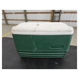 Igloo 48 quart split lid cooler with measuring