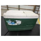 Igloo 48 quart split lid cooler with measuring