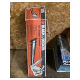 BLACK & DECKER 16' ELECTRIC HEDGE TRIMMER