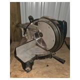 BLACK & DECKER 10' COMPOUND MITER SAW
