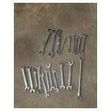ASSORTED VINTAGE SNAP-ON WRENCHES