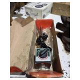 MAGNETIC BASE