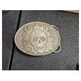 VINTAG SKULL AND FLAMES BELT BUCKLE