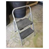 Cosco model 1134PBL metal frame 18 inch step