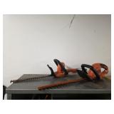 2 Black & Decker electric hedge trimmers -