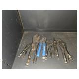 Box lot assorted vise grip pliers