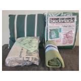 Fleece blankets & pillow