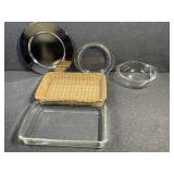 Pyrex pie dish/mixing bowl/pie dish & serving tray