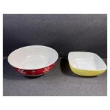 Yellow Pyrex serving bowl & Christmas bowl